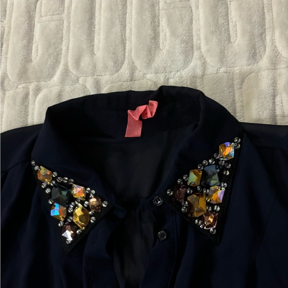 Eight Sixty Sleeveless Sheer Navy Blouse with multi-color stones on collar - Picture 3 of 5